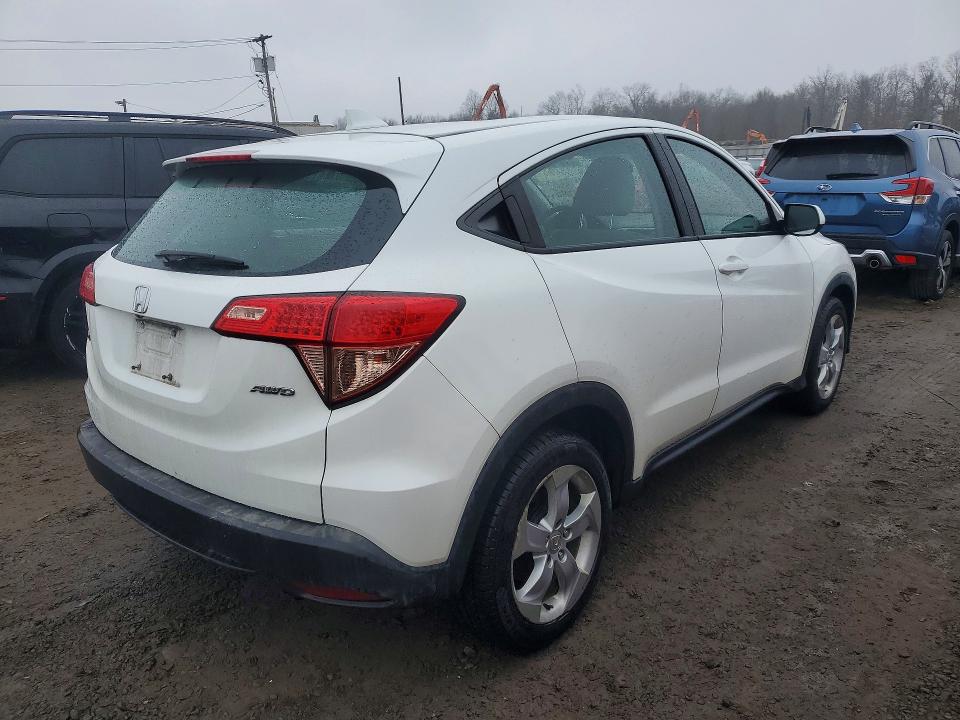 Photo 3 from auction – 2016 HONDA HR-V with VIN 3CZRU6H39GM754142