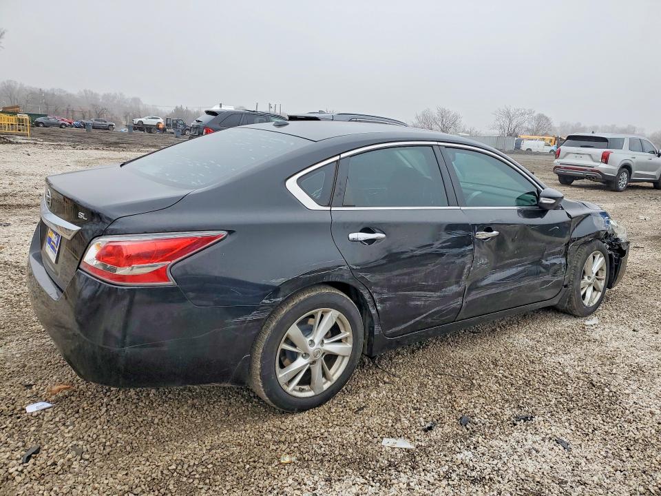 Photo 3 from auction – 2015 NISSAN ALTIMA 2.5 with VIN 1N4AL3AP7FN883895