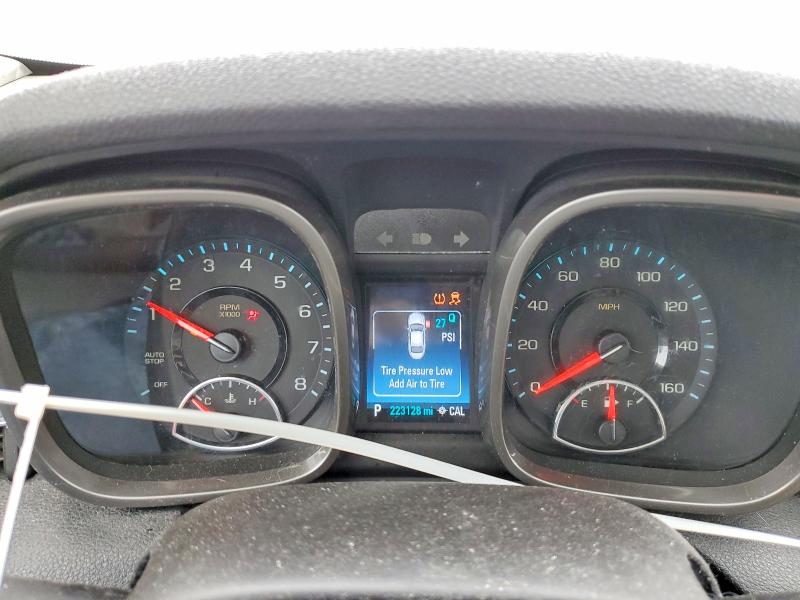 Photo 9 from auction – 2015 CHEVROLET MALIBU with VIN 1G11A5SL1FF106252