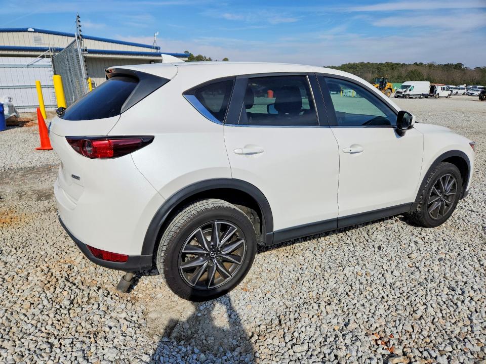 Photo 3 from auction – 2018 MAZDA CX-5 TOURI with VIN JM3KFACM6J1312483