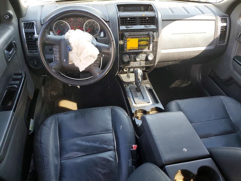 Photo 8 from auction – 2010 FORD ESCAPE with VIN 1FMCU0EG6AKC24012