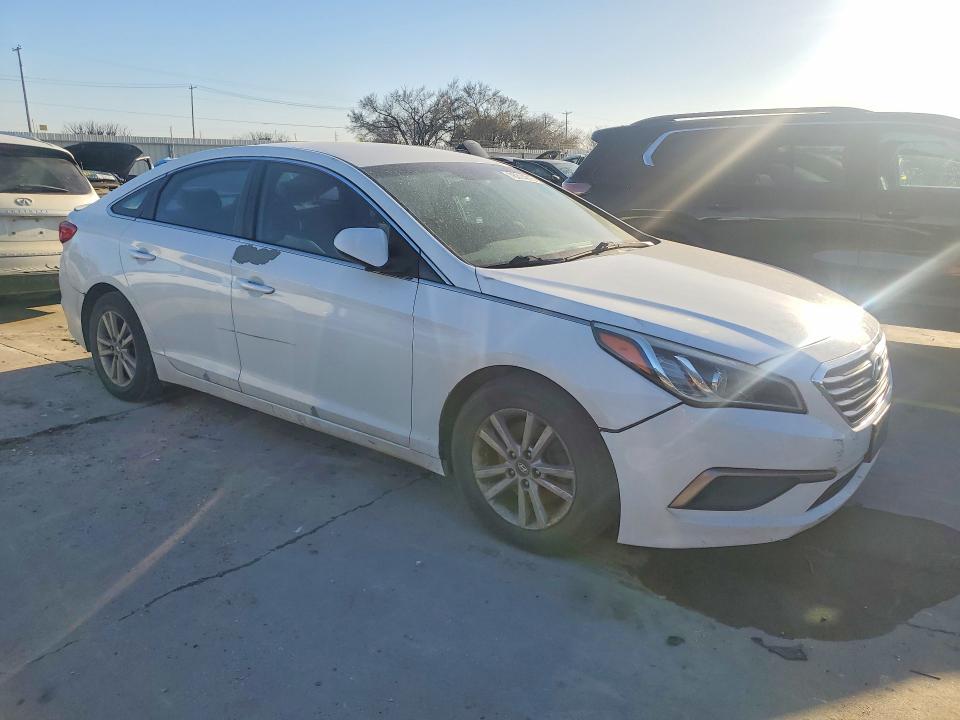 Photo 4 from auction – 2016 HYUNDAI SONATA with VIN 5NPE24AF8GH404851