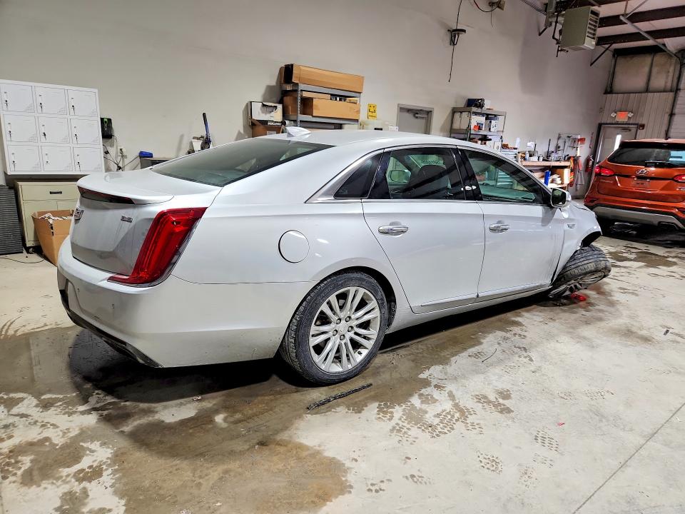 Photo 3 from auction – 2018 CADILLAC XTS with VIN 2G61M5S38J9153233