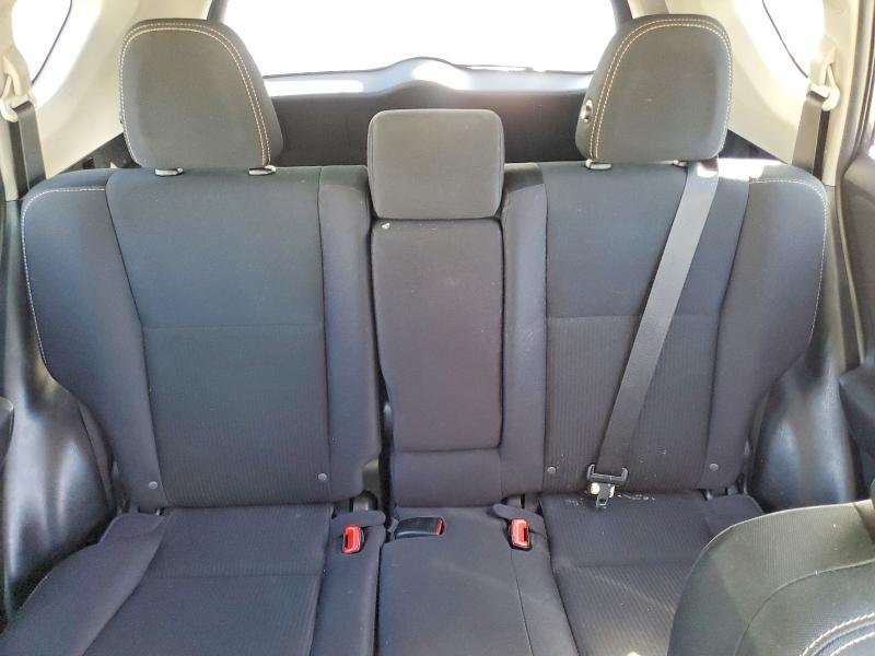 Photo 10 from auction – 2015 TOYOTA RAV4 XLE with VIN 2T3RFREV5FW308316