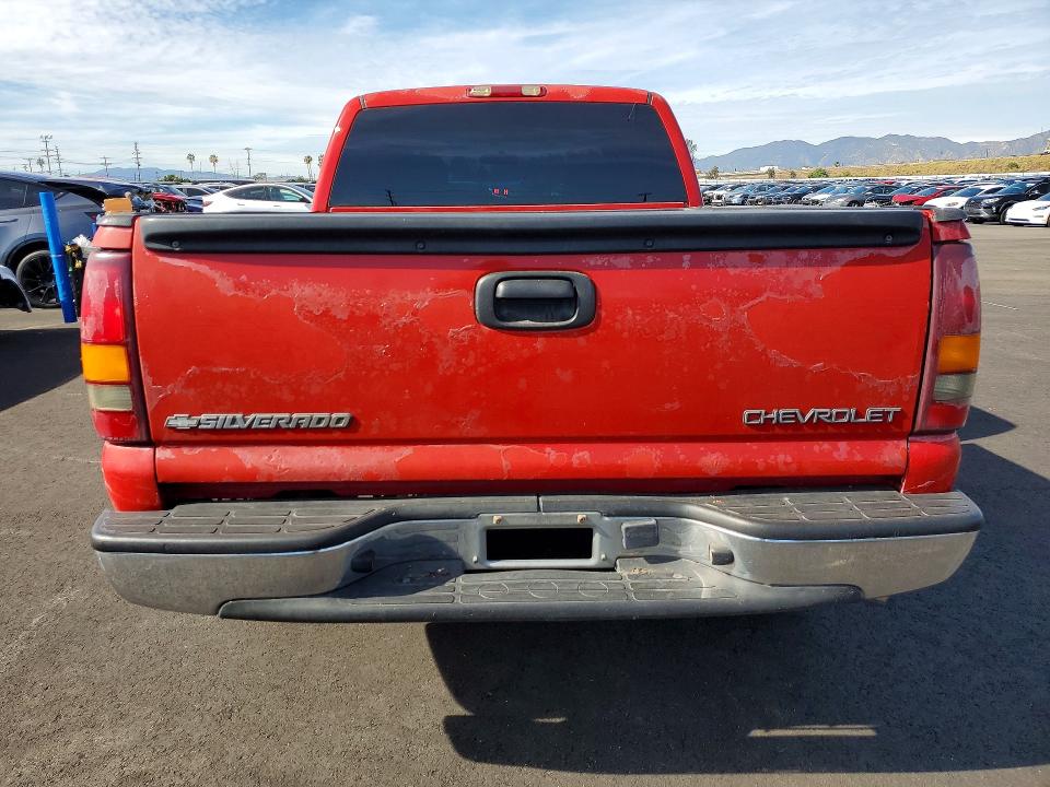 Photo 6 from auction – 2000 CHEVROLET SILVERADO with VIN 2GCEC19V8Y1246134