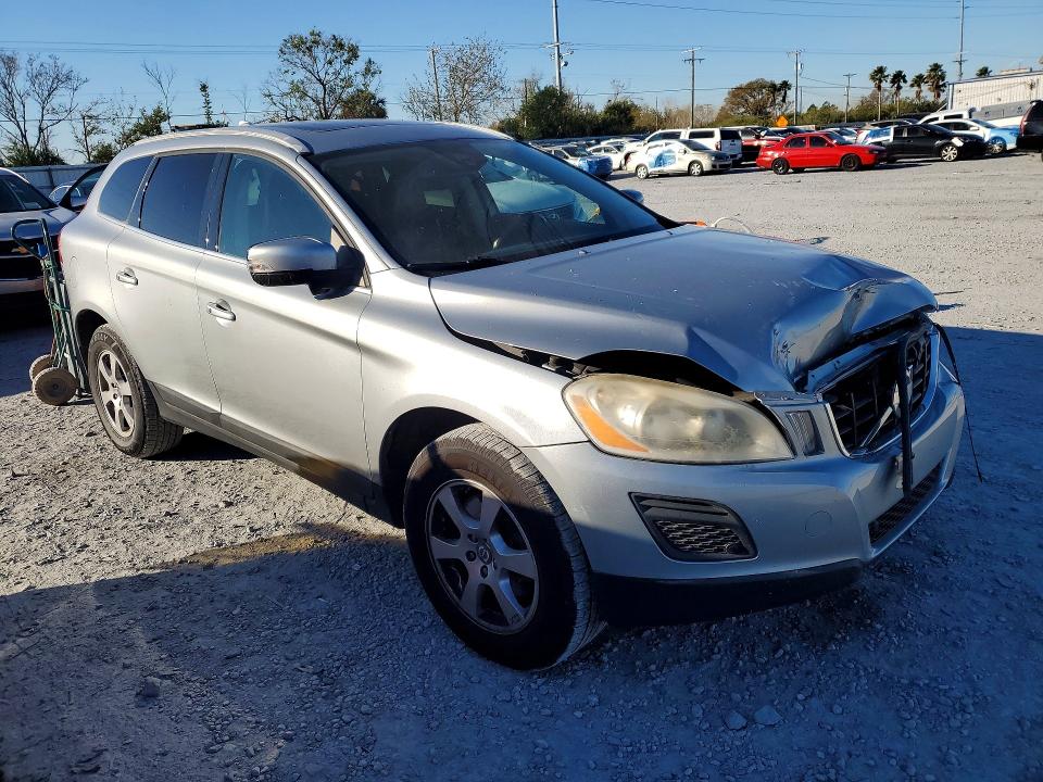 Photo 4 from auction – 2012 VOLVO XC60 with VIN YV4952DL3C2298476