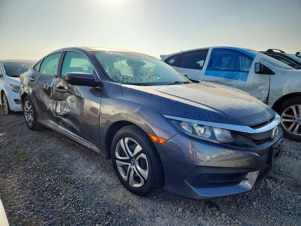 Photo 4 from auction – 2016 HONDA CIVIC LX with VIN 19XFC2F56GE233091