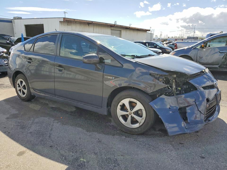 Photo 4 from auction – 2013 TOYOTA PRIUS with VIN JTDKN3DU6D1708536