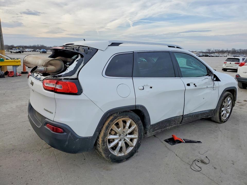 Photo 3 from auction – 2015 JEEP CHEROKEE L with VIN 1C4PJLDB0FW662868