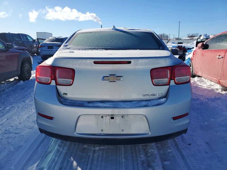 Photo 6 from auction – 2016 CHEVROLET MALIBU LIM with VIN 1G11C5SA2GU155563