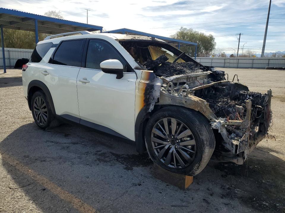 Photo 4 from auction – 2022 NISSAN PATHFINDER with VIN 5N1DR3CB0NC205597