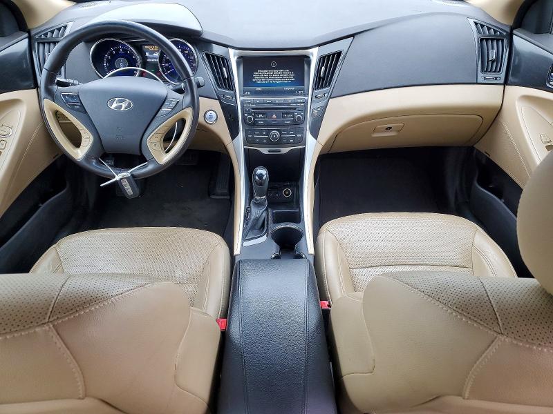 Photo 8 from auction – 2014 HYUNDAI SONATA SE with VIN 5NPEC4AC3EH881526