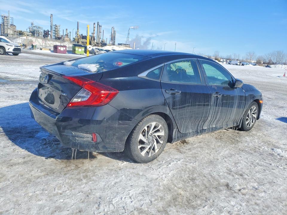 Photo 3 from auction – 2018 HONDA CIVIC with VIN 2HGFC2F60JH015671