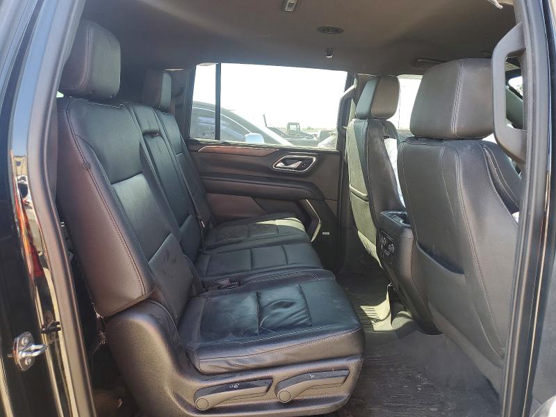 Photo 11 from auction – 2022 CHEVROLET SUBURBAN with VIN 1GNSCCKDXNR321832