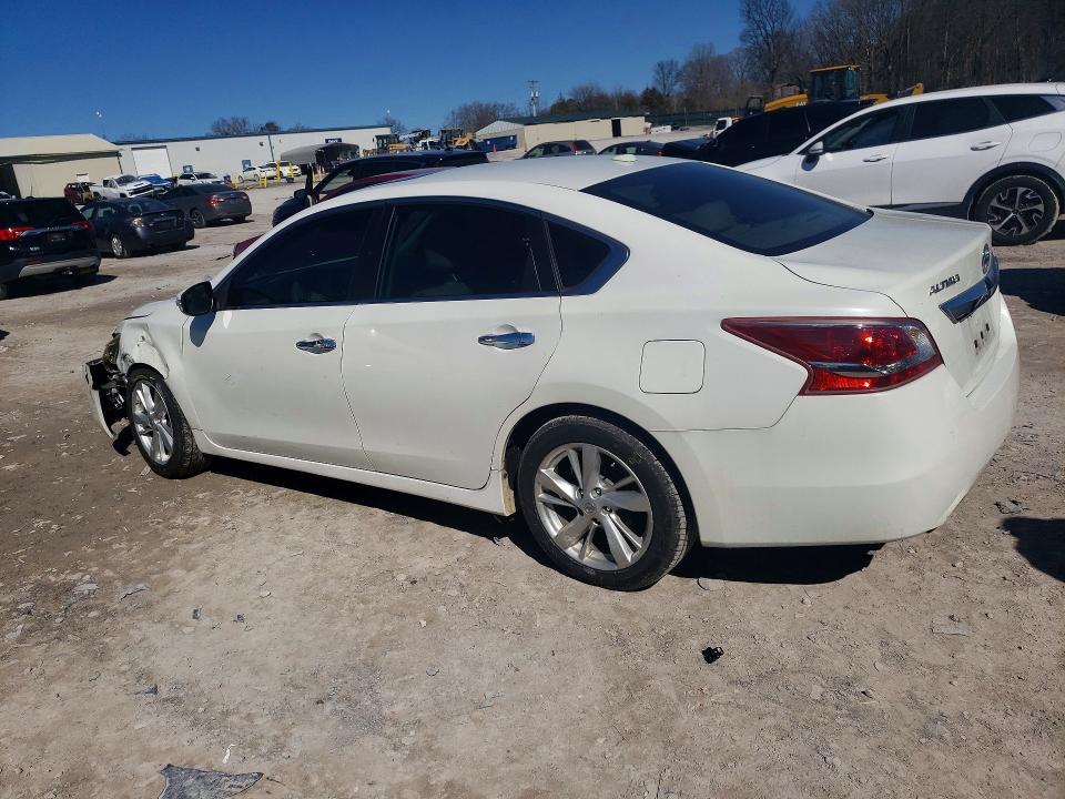 Фото 2 с аукциона – 2015 NISS ALTIMA с VIN 1N4AL3AP4FN879044