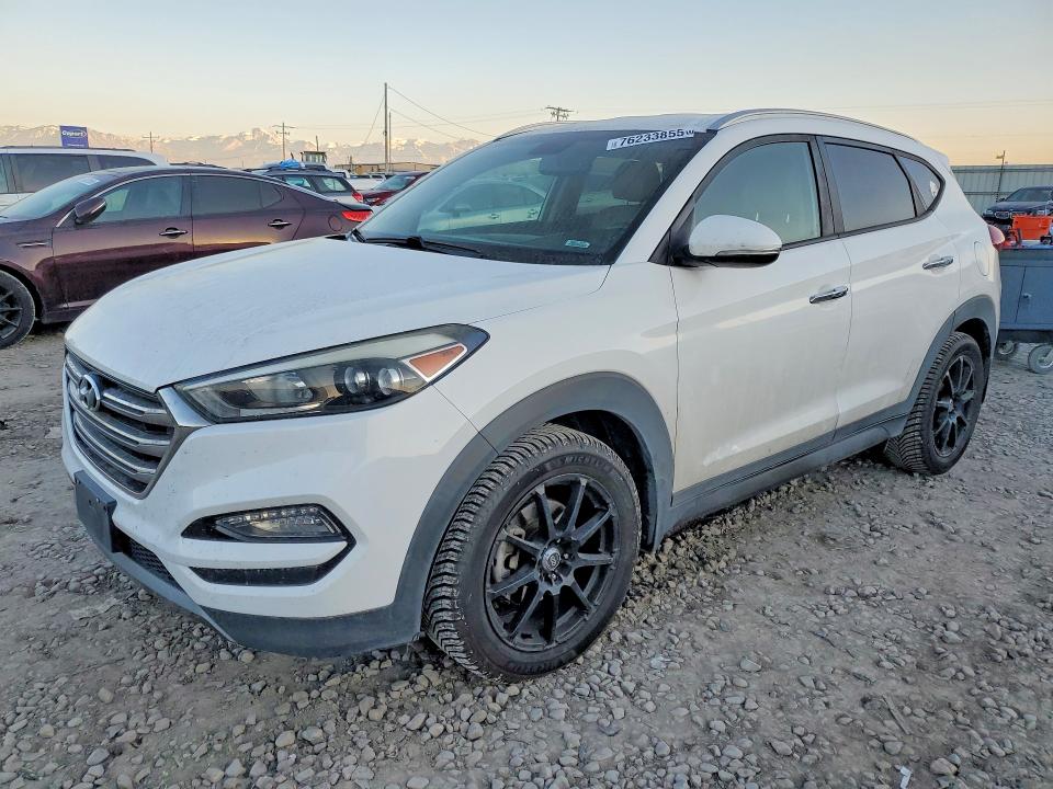 Photo 1 from auction – 2016 HYUNDAI TUCSON LIM with VIN KM8J3CA22GU267720