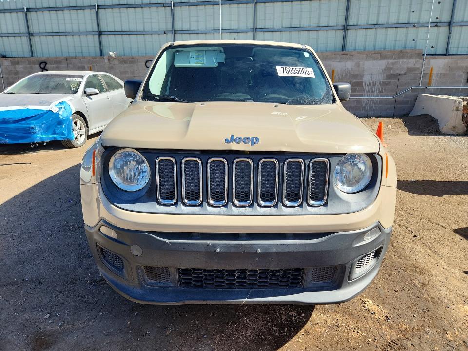 Photo 5 from auction – 2015 JEEP RENEGADE with VIN ZACCJBAH0FPB63434