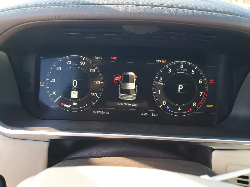 Photo 9 from auction – 2018 LAND ROVER RANGE ROVER with VIN SALGS2SV3JA393090