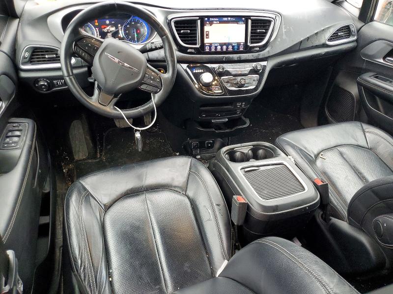 Photo 8 from auction – 2018 CHRYSLER PACIFICA with VIN 2C4RC1EGXJR227889