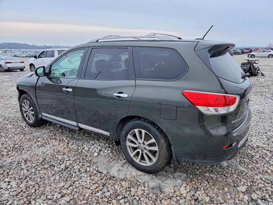 Photo 2 from auction – 2015 NISSAN PATHFINDER with VIN 5N1AR2MM3FC710645