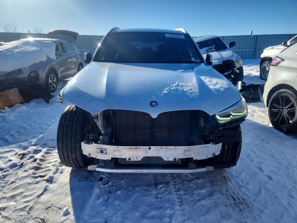 Photo 5 from auction – 2023 BMW X5 with VIN 5UXCR6C02P9P58945