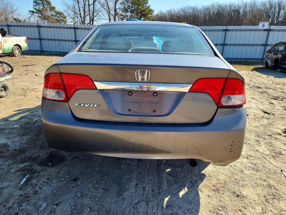 Photo 6 from auction – 2009 HONDA CIVIC EX with VIN 19XFA16839E015669