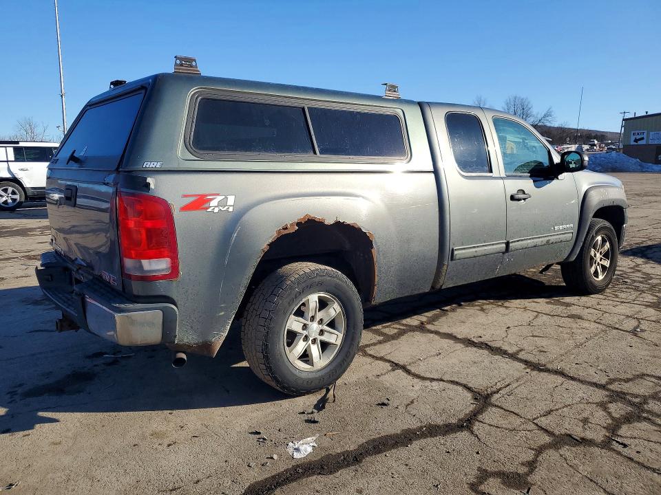 Photo 3 from auction – 2011 GMC SIERRA with VIN 1GTR2VE36BZ430311