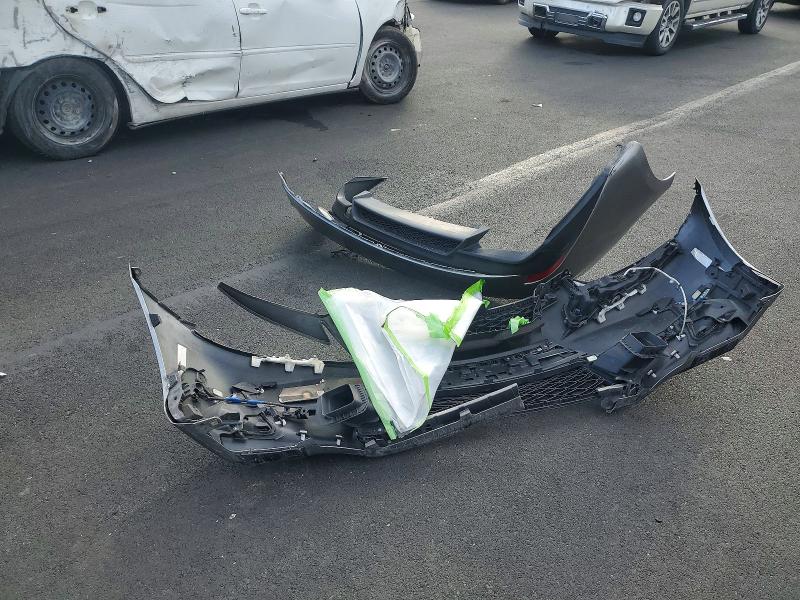 Photo 12 from auction – 2020 LEXUS IS with VIN JTHG81F28L5041715