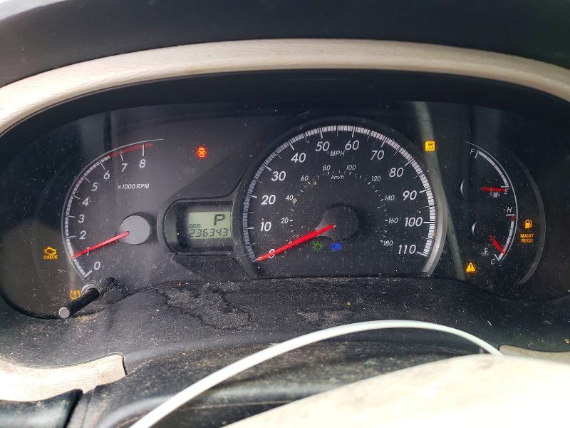 Photo 9 from auction – 2011 TOYOTA SIENNA with VIN 5TDKK3DC9BS037833
