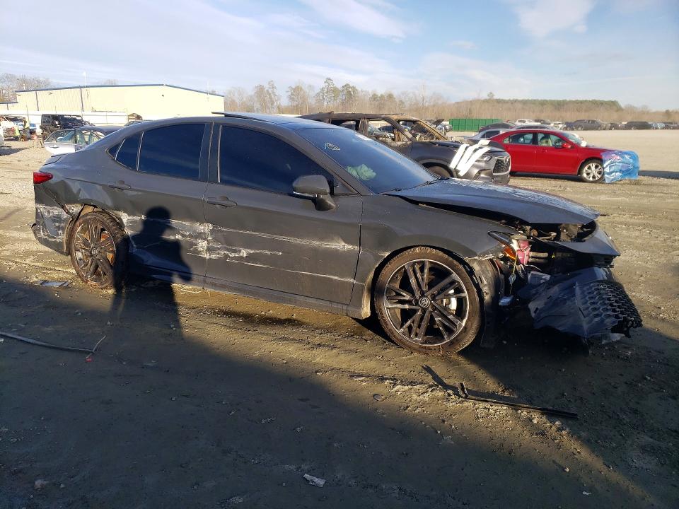 Photo 4 from auction – 2025 TOYOTA CAMRY with VIN 4T1DAACK9SU557157