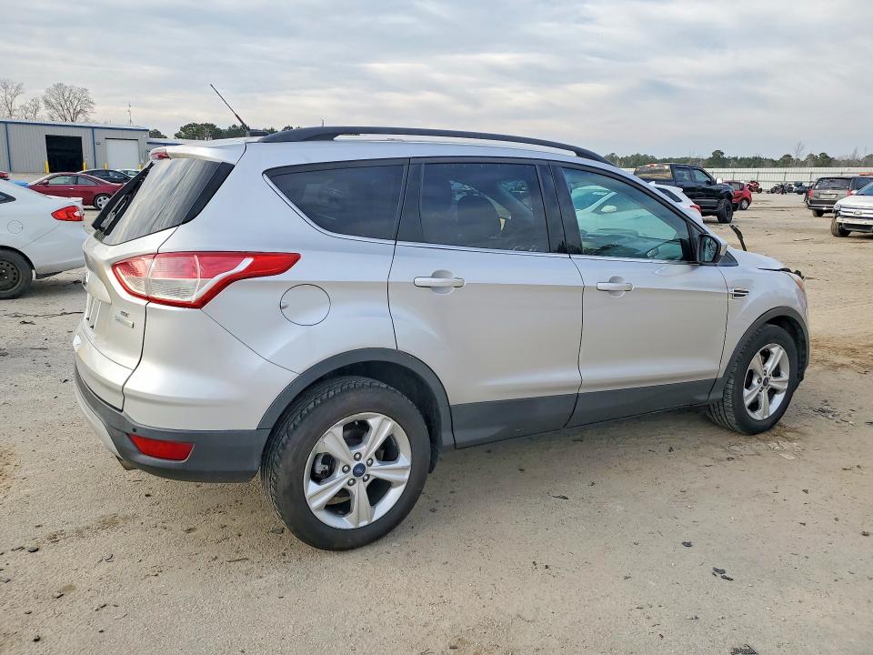 Photo 3 from auction – 2014 FORD ESCAPE with VIN 1FMCU0GX9EUD36763