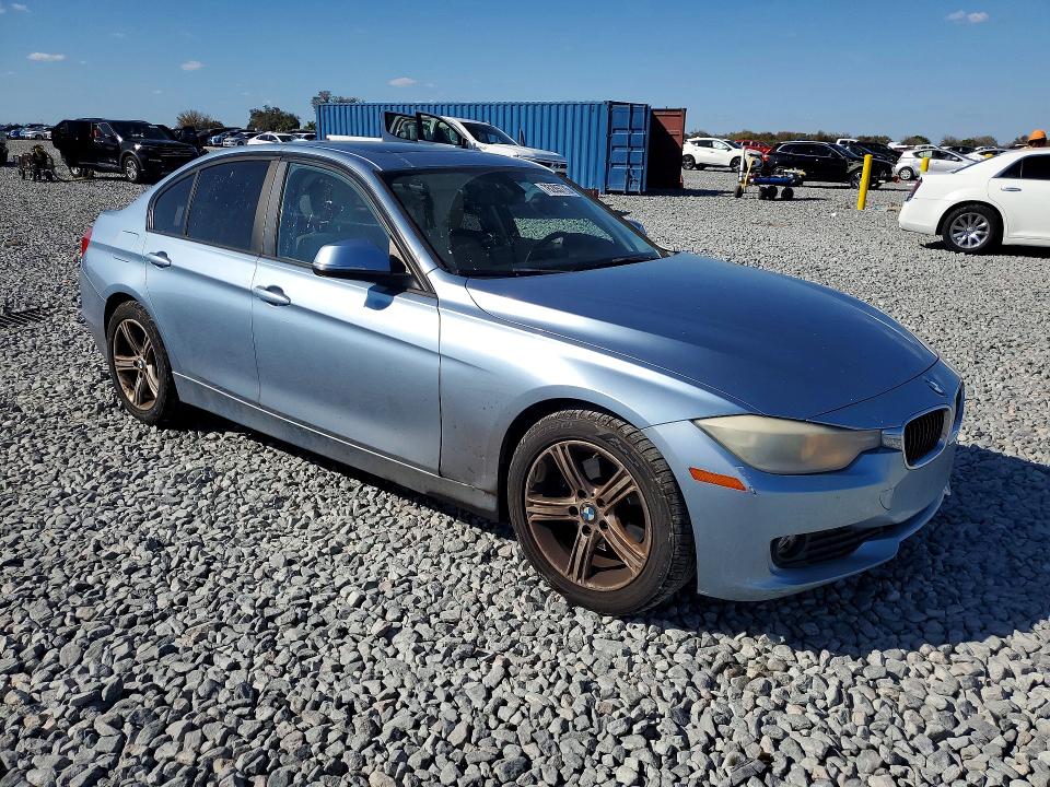 Photo 4 from auction – 2013 BMW 320 with VIN WBA3B1C52DF461849