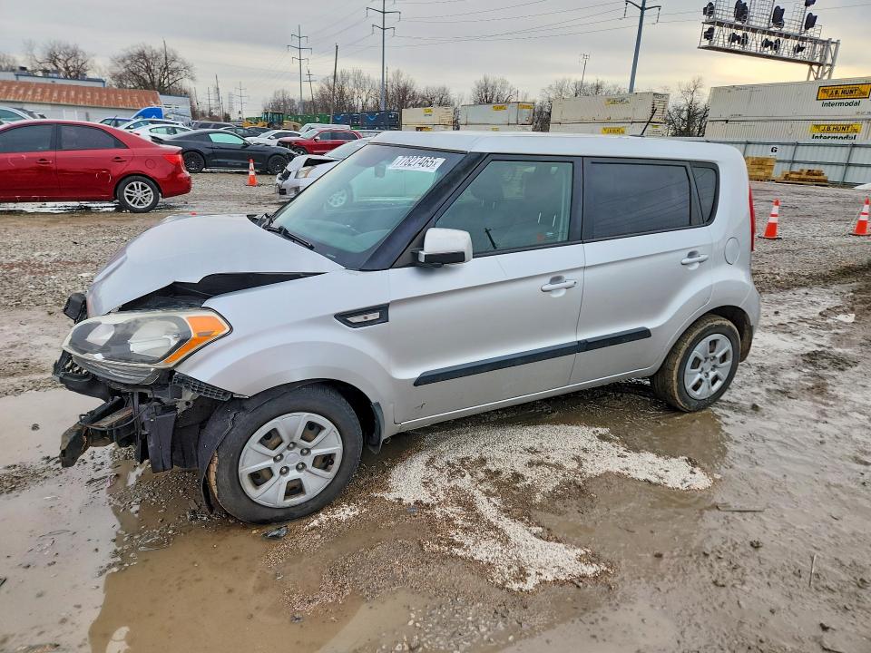 KIA SOUL 2013 z numerem VIN KNDJT2A51D7758945 - Zdjęcie z aukcji