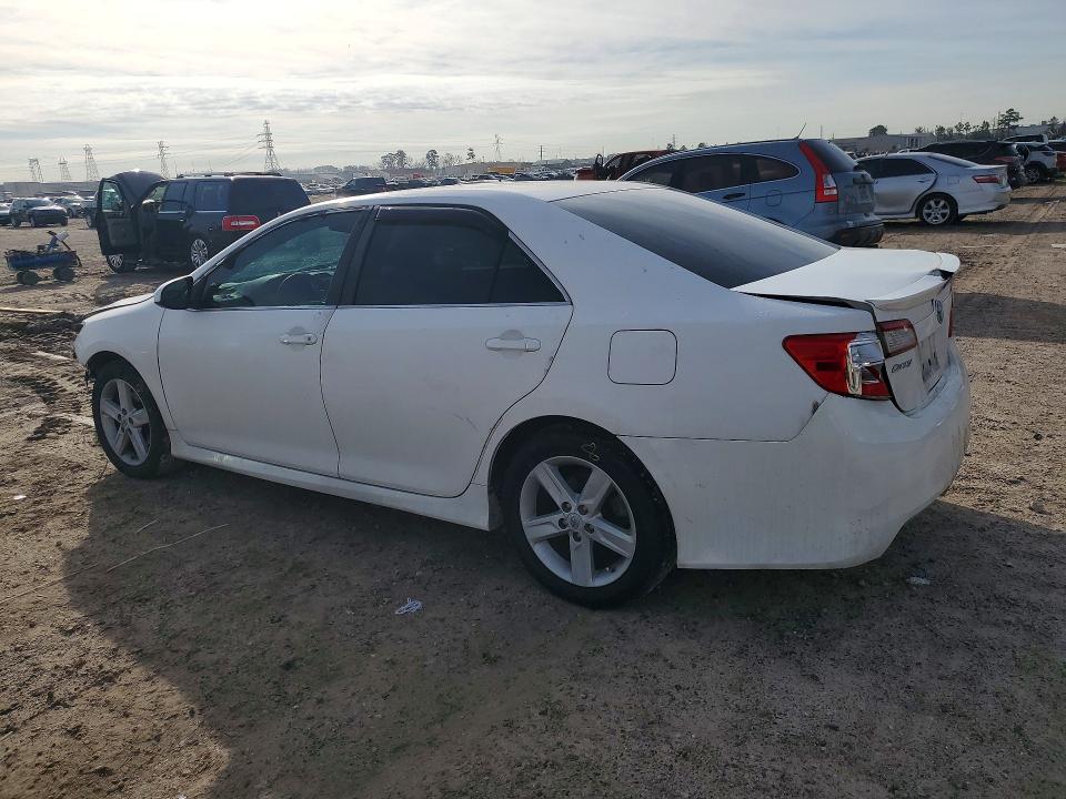 Foto 2 de la subasta – 2012 TOYOTA CAMRY con VIN 4T1BF1FK7CU543263