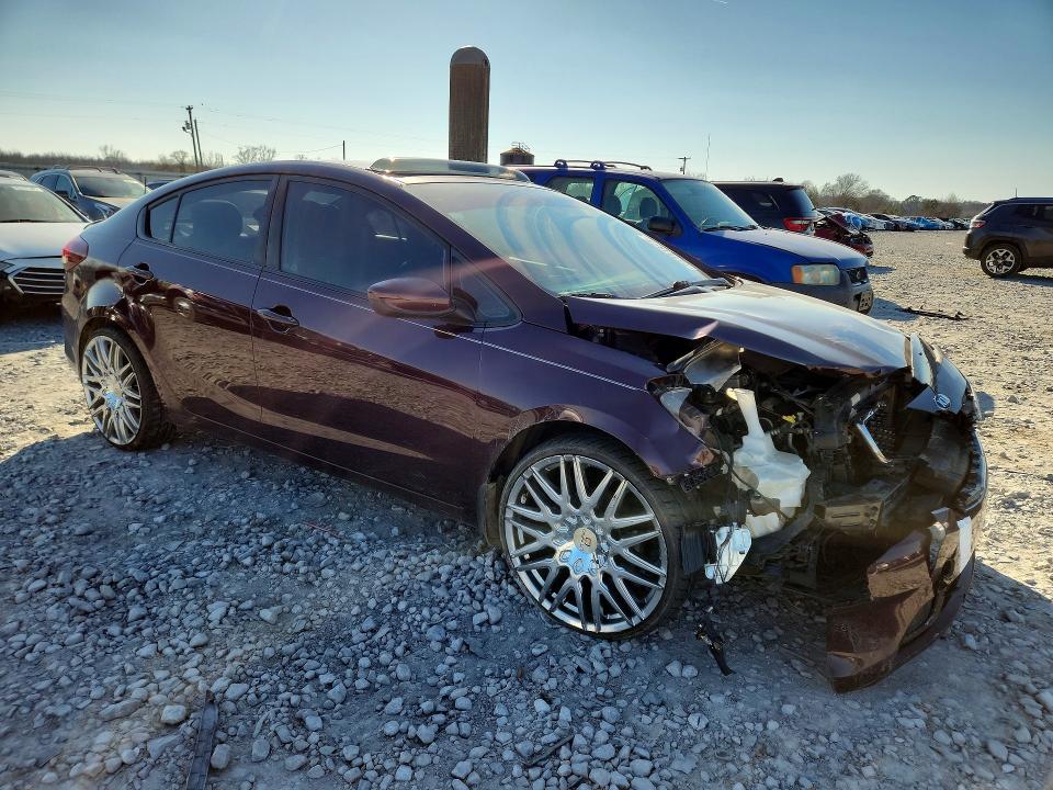 Photo 4 from auction – 2017 KIA FORTE LX with VIN 3KPFK4A78HE077869