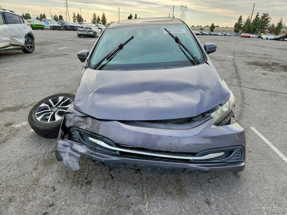 Photo 5 from auction – 2015 HONDA CIVIC with VIN 2HGFB2F83FH561358