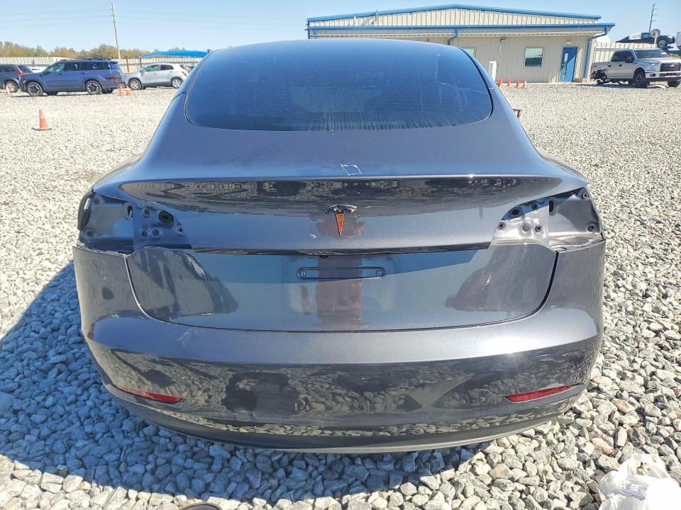 Photo 6 from auction – 2023 TESLA MODEL 3 with VIN 5YJ3E1EA8PF643472