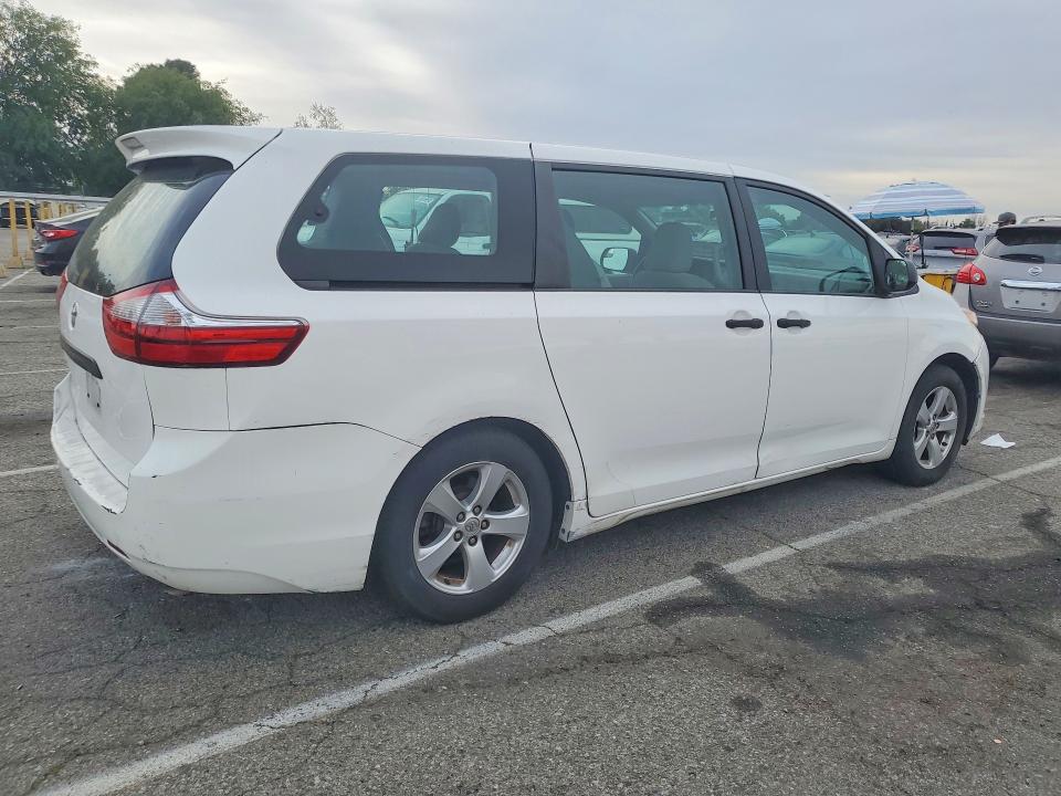 Photo 3 from auction – 2016 TOYOTA SIENNA with VIN 5TDZK3DC6GS709014