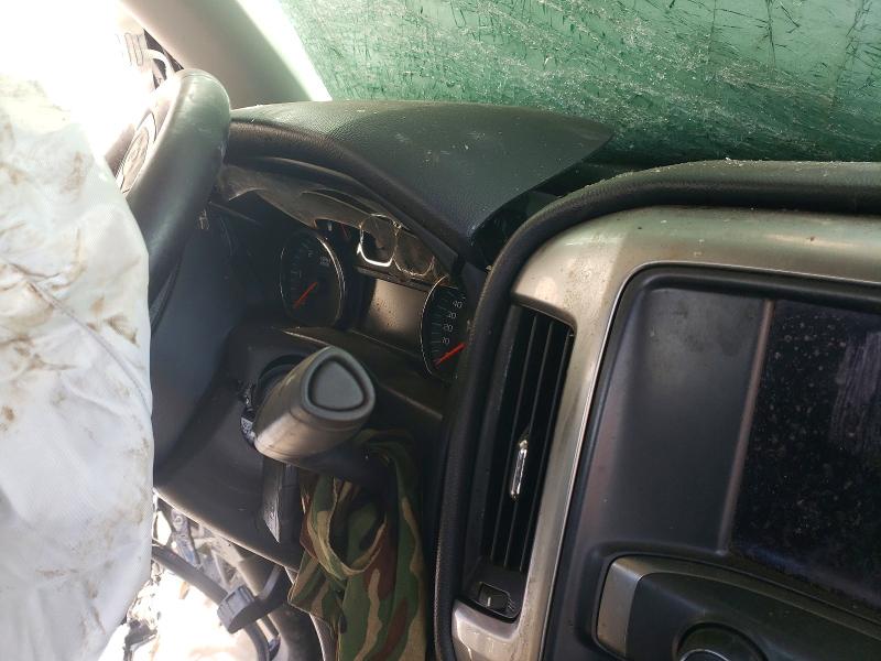 Photo 9 from auction – 2015 CHEVROLET SILVERADO with VIN 3GCUKREC4FG332496