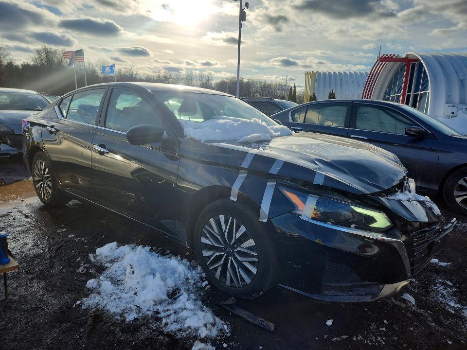 Photo 4 from auction – 2024 NISSAN ALTIMA with VIN 1N4BL4DV0RN366527