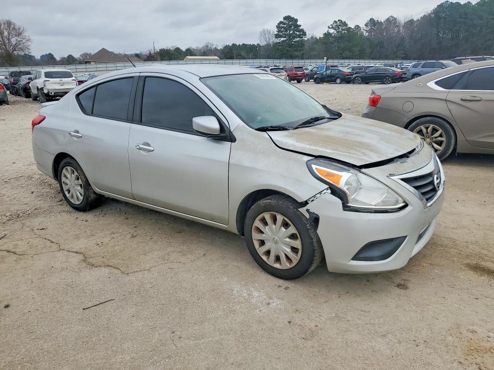Photo 4 from auction – 2019 NISSAN VERSA with VIN 3N1CN7AP9KL814630