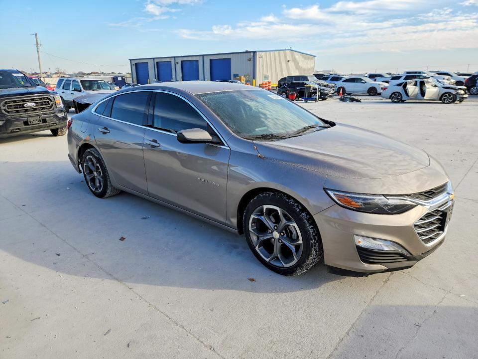 Photo 4 from auction – 2023 CHEVROLET MALIBU with VIN 1G1ZD5ST2PF195535