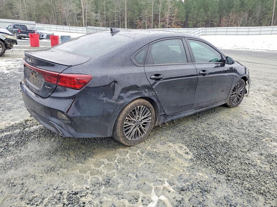 Photo 3 from auction – 2022 KIA FORTE with VIN 3KPF54AD6NE442395
