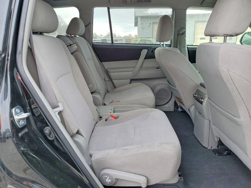 Photo 11 from auction – 2012 TOYOTA HIGHLANDER with VIN 5TDBK3EH5CS159374