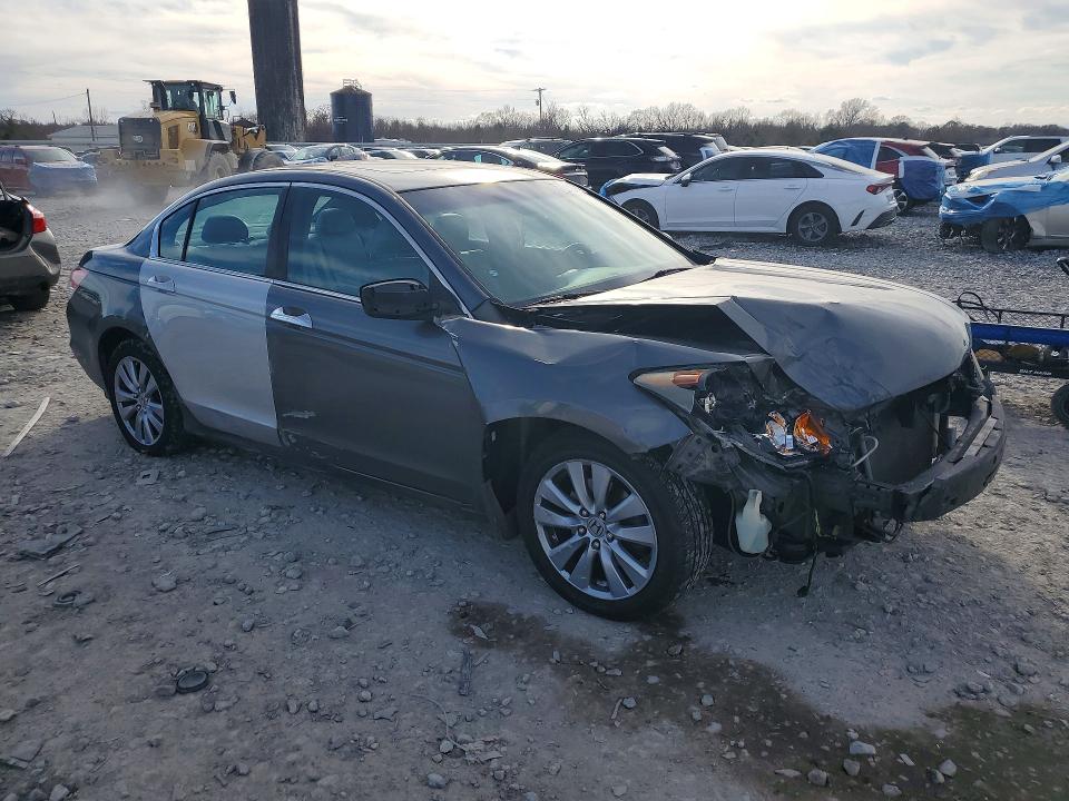 Photo 4 from auction – 2011 HONDA ACCORD with VIN 1HGCP3F80BA006855