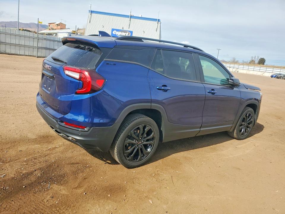 Photo 3 from auction – 2022 GMC TERRAIN SL with VIN 3GKALTEV8NL285384