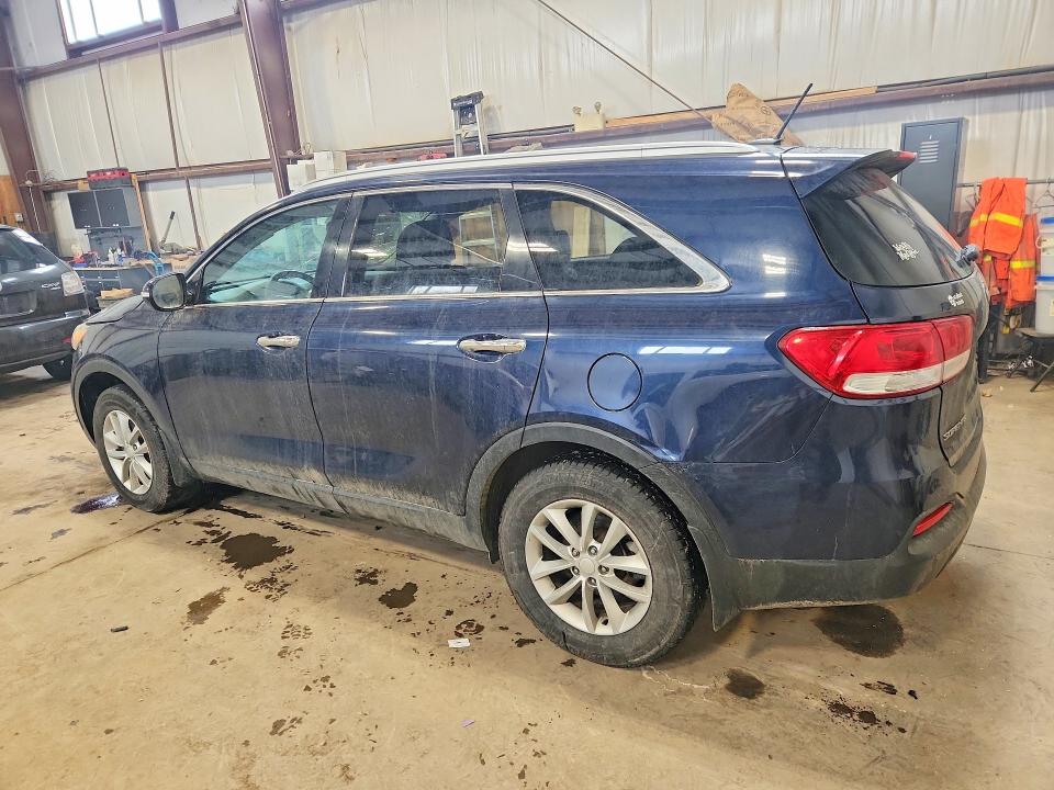 Photo 2 from auction – 2017 KIA SORENTO with VIN 5XYPG4A33HG255807