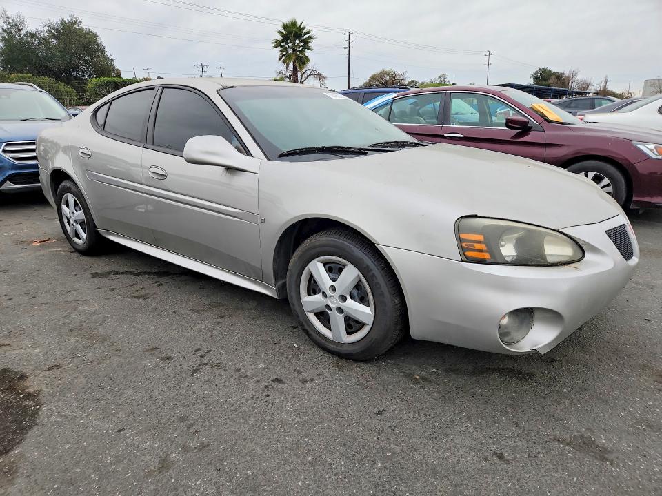Photo 4 from auction – 2007 PONTIAC GRAND PRIX with VIN 2G2WP552871193112
