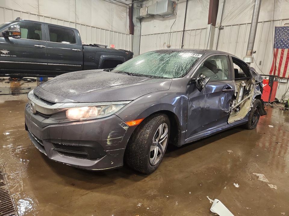 HONDA CIVIC 2018 with VIN 2HGFC2F54JH587690 - Photo from auction