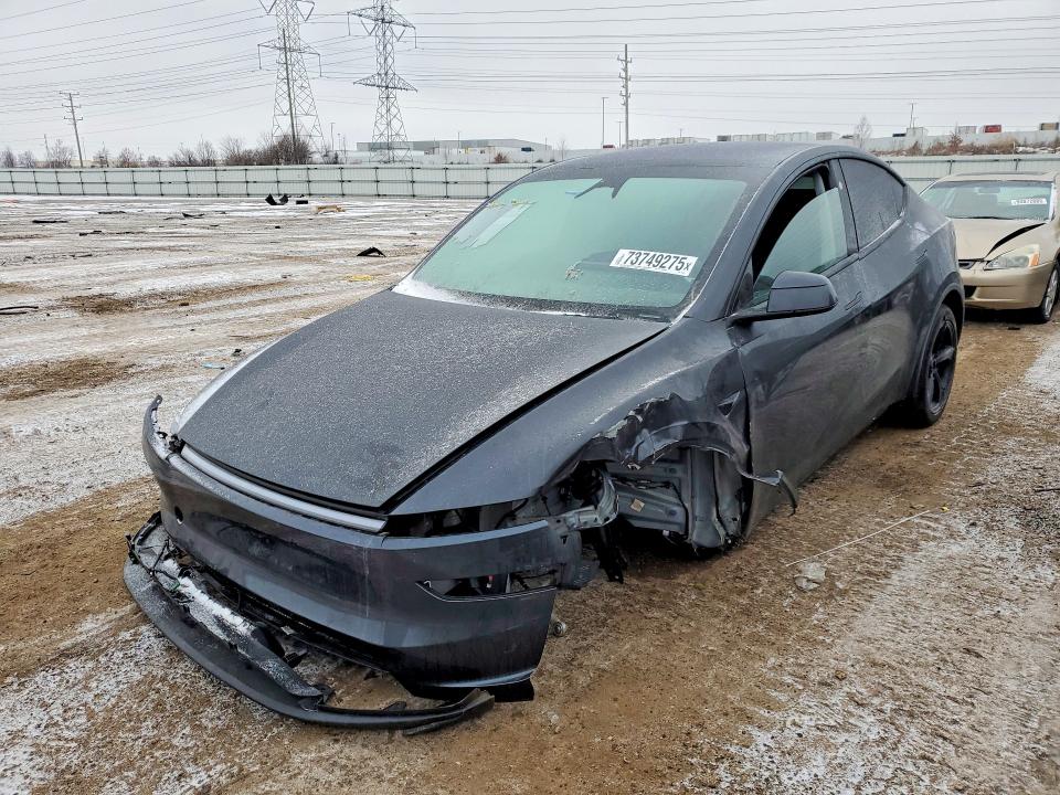 TESLA MODEL Y 2026 with VIN 7SAYGDEE7TF444883 - Photo from auction